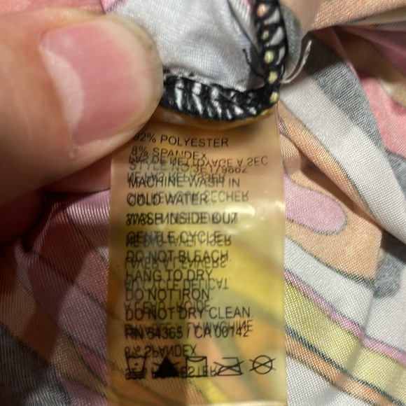 Multicolor psychedelic sleeveless blouse with cowl neck. - Picture 4 of 4